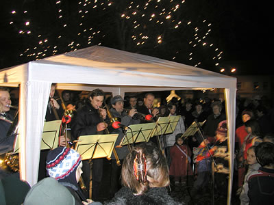 Slavnost světla 2006 a V. vánoční náladové trhy (foto: Jiří Jaroch)
